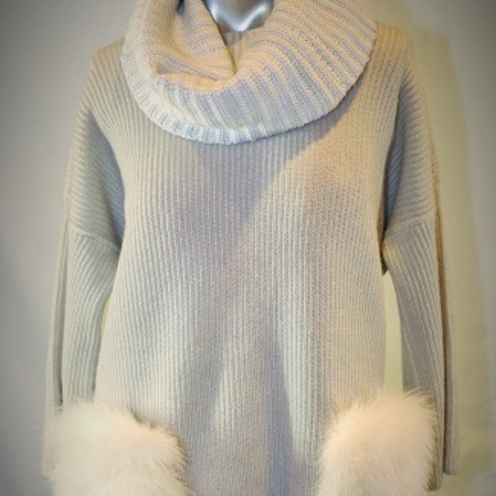Anne Claire 100%Cashmere sweater with two pockets